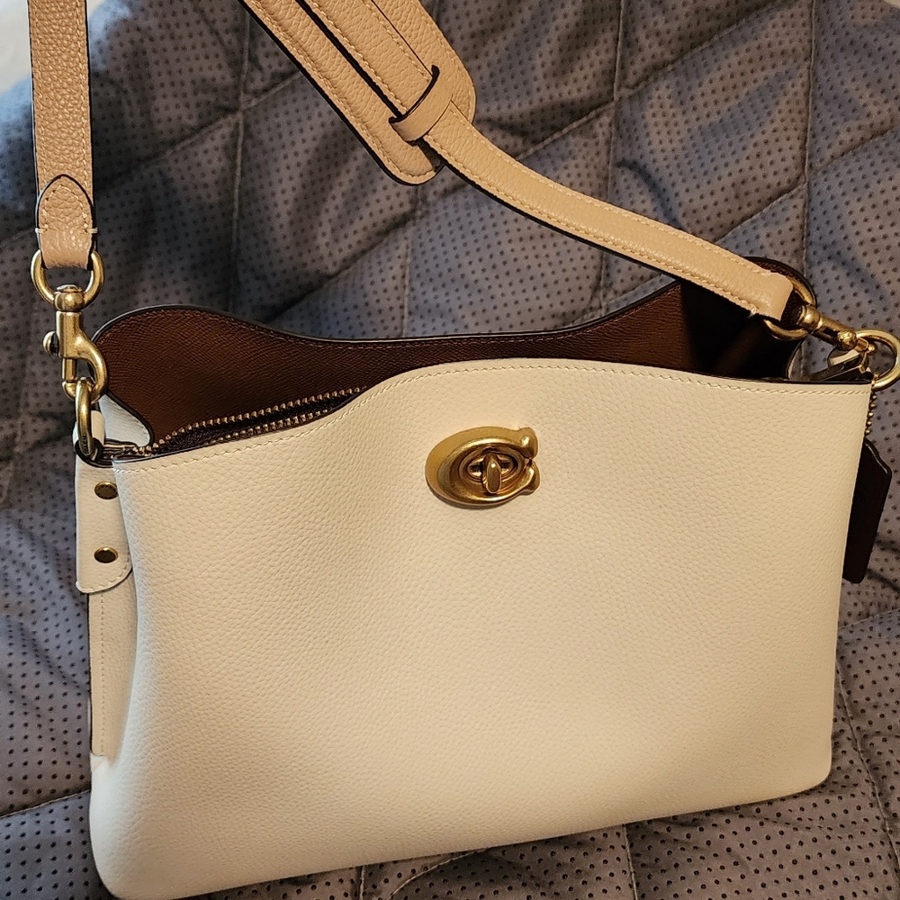 Coach C2590 Willow shoulder
